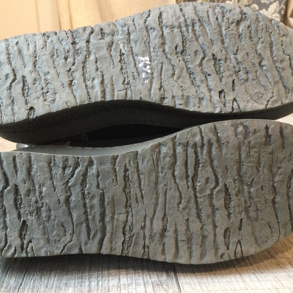 OTBT Leather Slope Boot - Picture 6 of 11